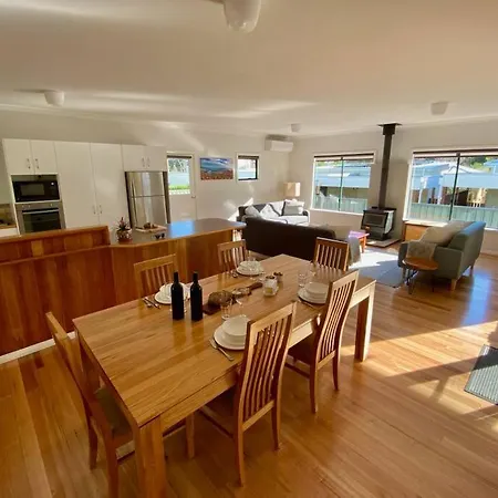 Town Hideaway - Sleeps 6 Villa Margaret River Exterior photo
