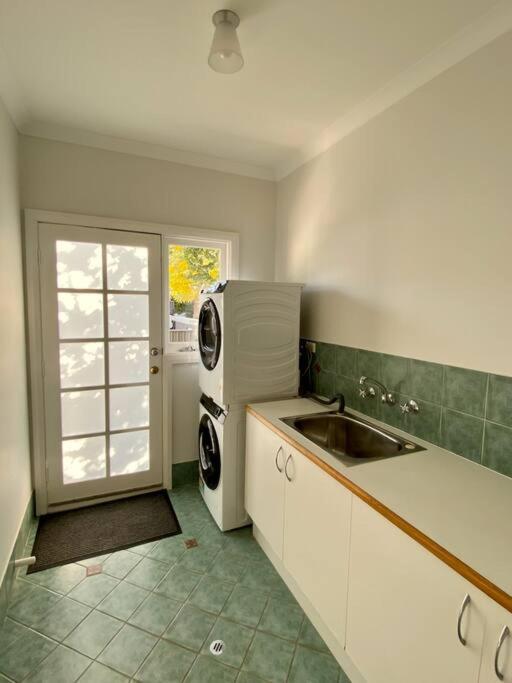 Town Hideaway - Sleeps 6 Holiday home